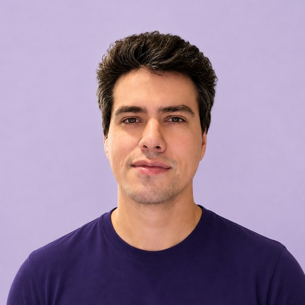 Sebastián Saá — CEO & Cofundador