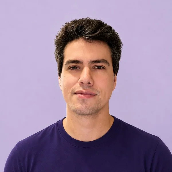 Sebastián Saá — CEO & Cofundador